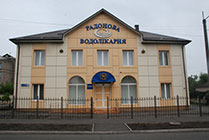 06-1